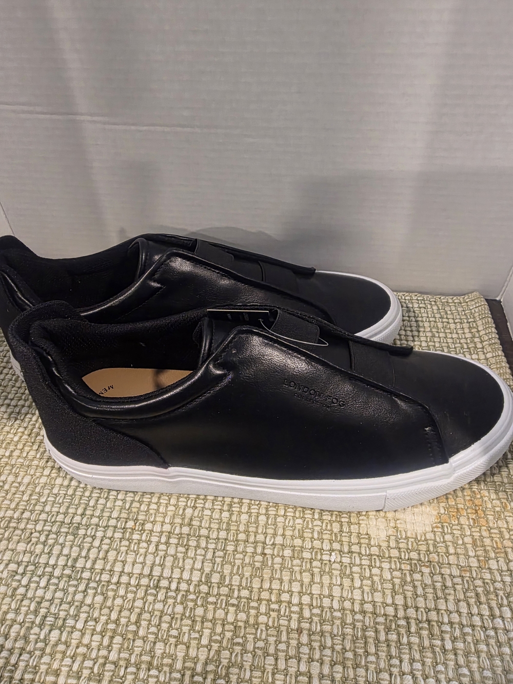 London Fog Men's Black Leather Slip-On Sneakers with White Sole - Picture 4 of 5